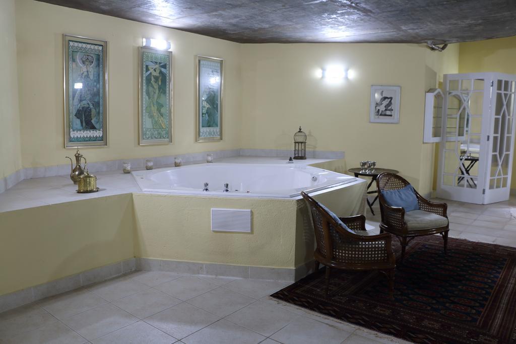 Villa Serena Bed & Breakfast Embu Extérieur photo