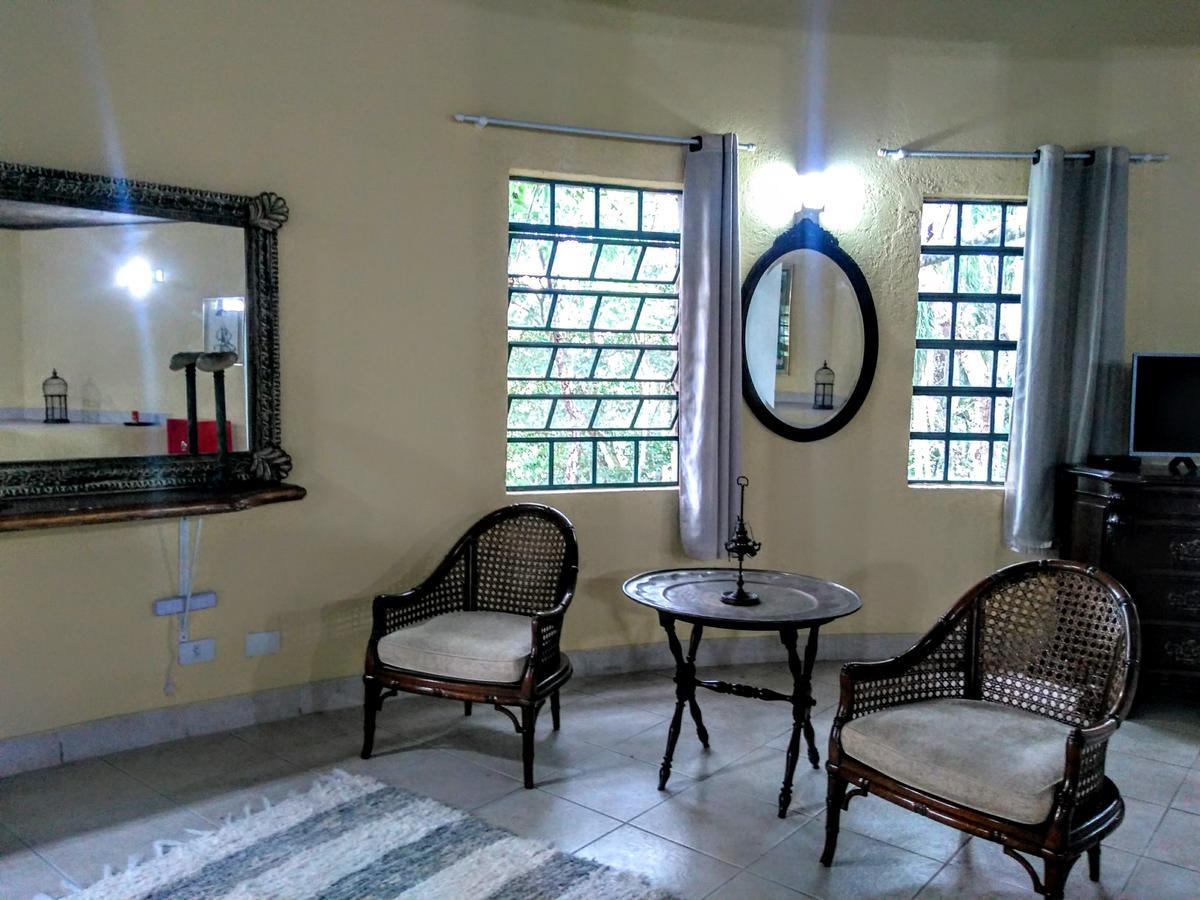 Villa Serena Bed & Breakfast Embu Extérieur photo